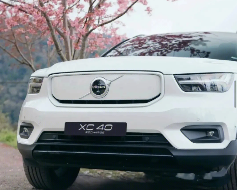 沃尔沃 XC40 纯电版：北欧美学，品质之选