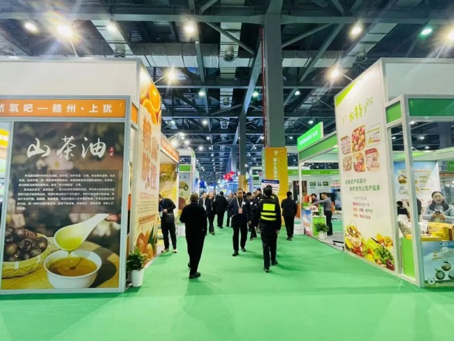 高邮市电子商务公共服务中心亮相第十五届中国绿色食品博览会！(图2)