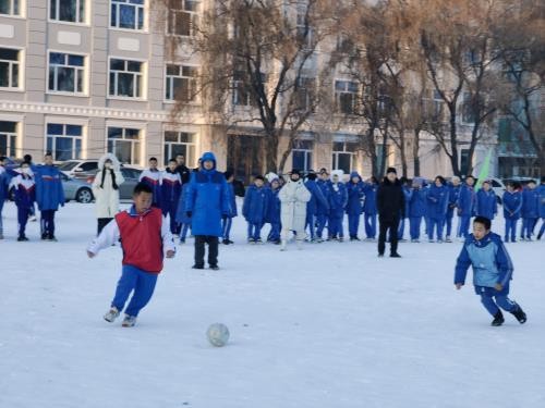 黑龙江：富锦市举办第五届中小学生校园足球联赛