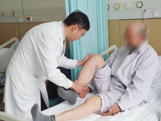 一个保膝专科的“阶梯化”医道——记河北医科大学第一医院骨科主任刘国彬及团队