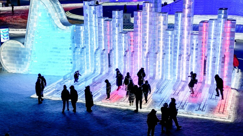 互动投影光影乐园建设方案点亮哈尔滨冰雪魅力