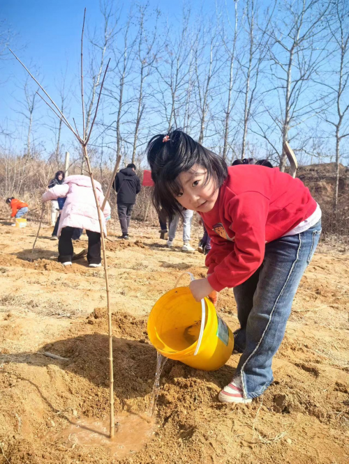 世界微笑日 恒昌公益受助者笑容“五度绽放”