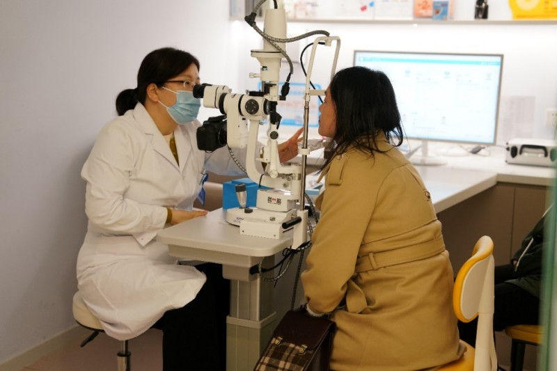 传播健康理念 规范眼部常识 铂林眼科为健康中国助力